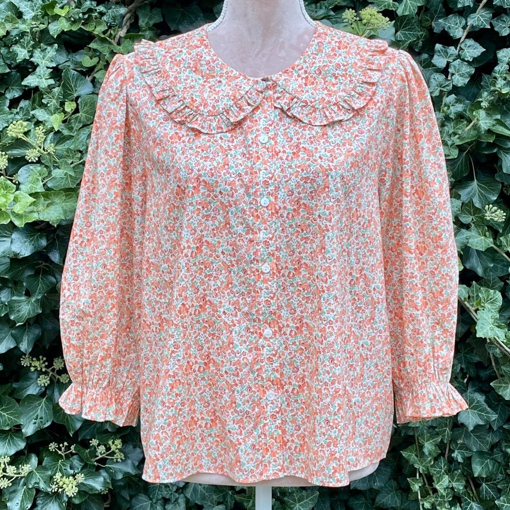 NEW! RIXO London  Floral Blouse With Peter Pan Ruffle Collar